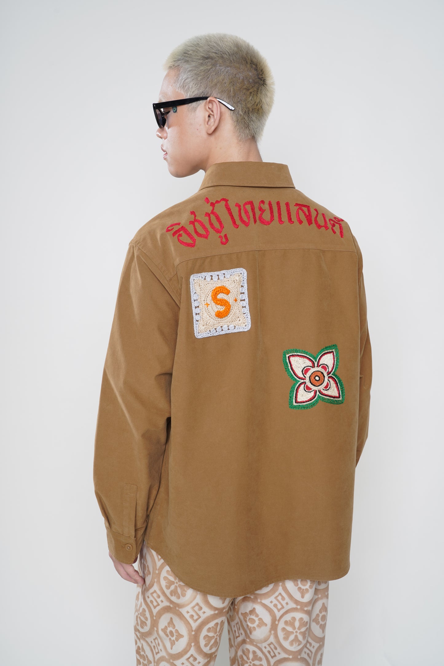 ISSUE AW23 Jacket with hand embroidery